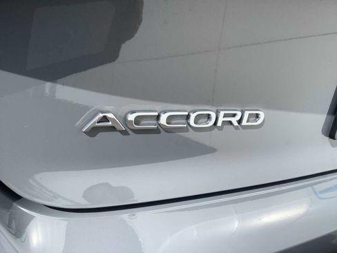 Certified 2025 Honda Accord SE image 7