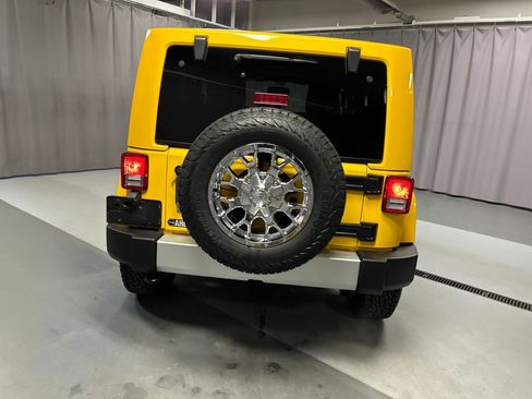 Used 2015 Jeep Wrangler Sahara w/ Dual Top Group image 6