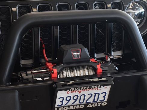 Used 2020 Jeep Gladiator Rubicon AWD/4WD image 9