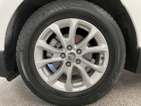 Used 2021 Chevrolet Equinox LT image 22