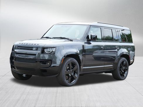 New 2026 Land Rover Defender 130 X-Dynamic SE AWD/4WD image 1