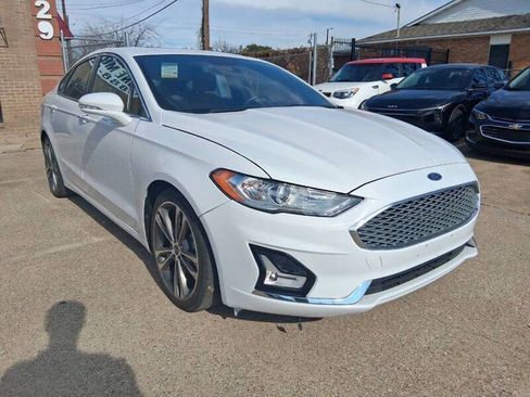 Used 2020 Ford Fusion Titanium FWD image 3