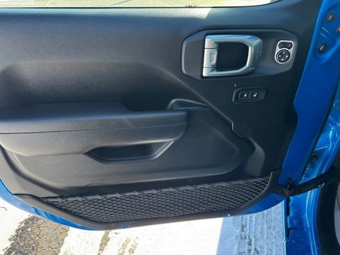 Certified 2024 Jeep Wrangler Sport S image 21