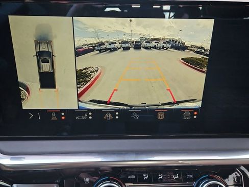 Used 2024 GMC Sierra 3500 Denali Ultimate image 13