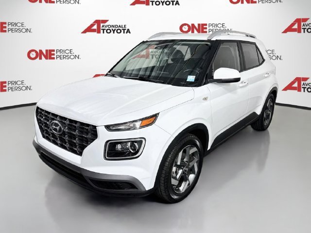 Used 2021 Hyundai Venue SEL w/ Premium Package FWD image 3