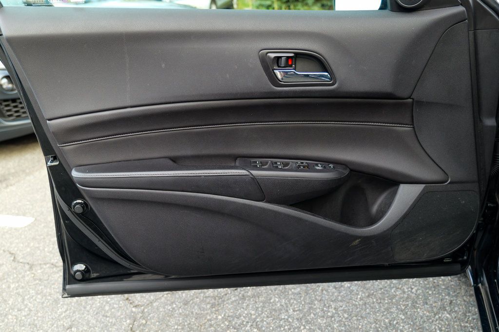 Used 2015 Acura ILX w/ Premium Package FWD image 16
