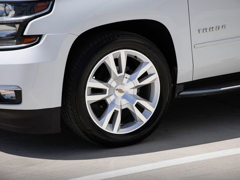 Used 2017 Chevrolet Tahoe Premier RWD image 5