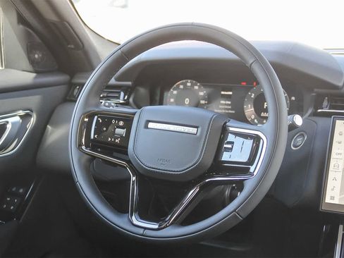 New 2026 Land Rover Range Rover Velar Dynamic SE image 14
