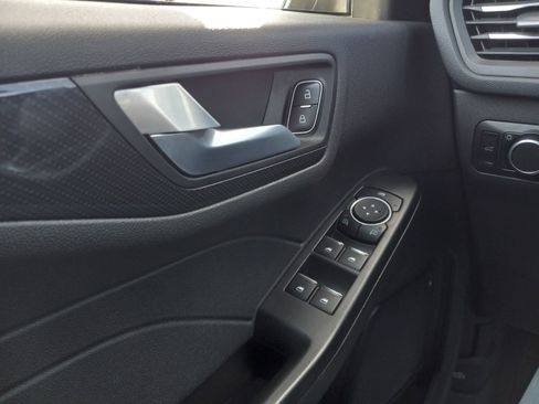 Used 2024 Ford Escape ST-Line image 26