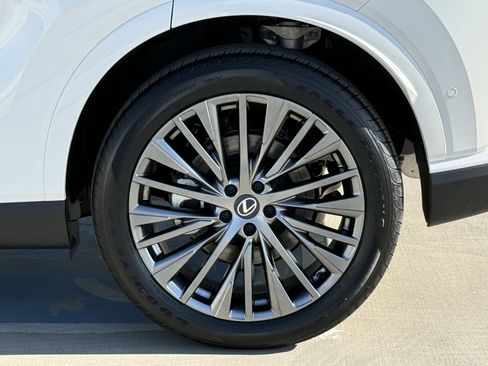 New 2026 Lexus RX 350 image 15