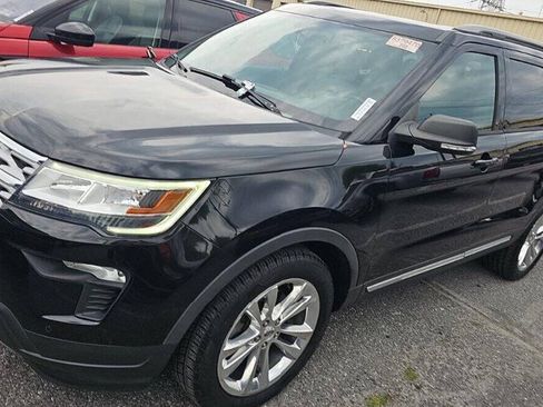 Used 2019 Ford Explorer XLT w/ Equipment Group 202A AWD/4WD image 1