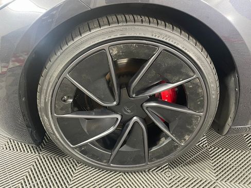 Used 2024 Tesla Model 3 Performance image 15