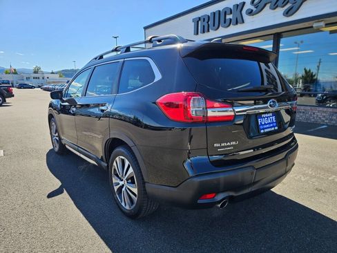 Used 2022 Subaru Ascent Touring AWD/4WD image 9