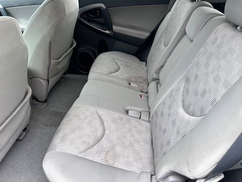 Used 2012 Toyota RAV4 FWD w/ Value Pkg image 6