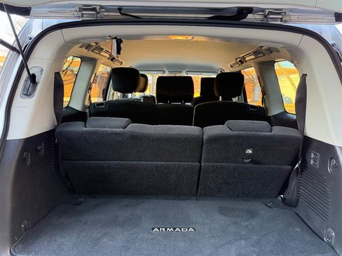 Used 2019 Nissan Armada SV w/ Driver Package RWD image 21