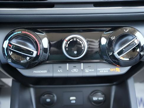 Certified 2023 Hyundai Kona SEL FWD image 32
