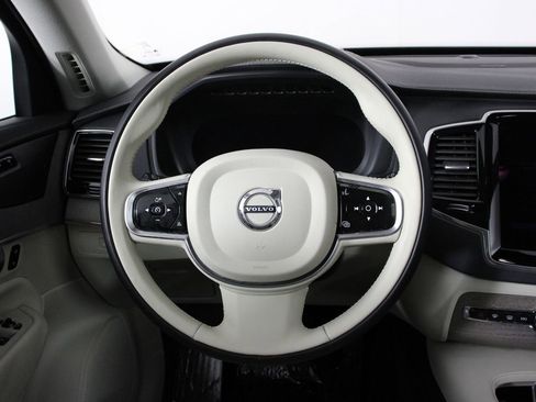 Certified 2023 Volvo XC90 T8 Ultimate w/ Protection Package Premier image 8