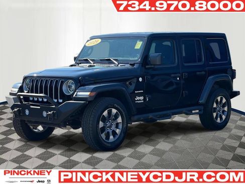 Used 2019 Jeep Wrangler Unlimited Sahara AWD/4WD image 1