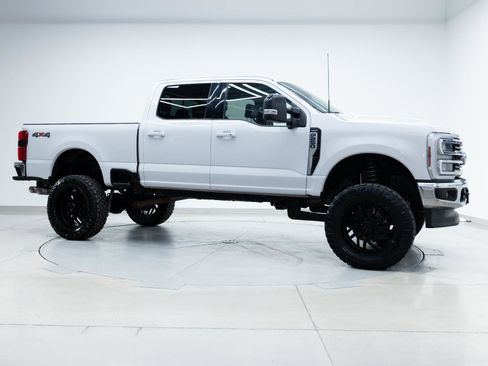 Used 2024 Ford F250 Lariat image 5