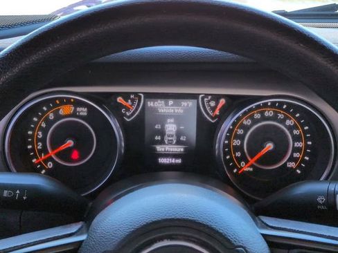 Used 2018 Jeep Wrangler Unlimited Sport AWD/4WD image 25