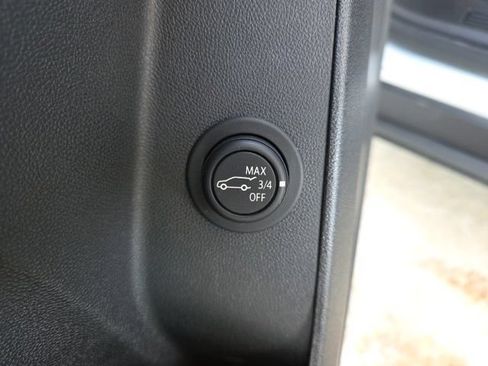 Used 2022 Chevrolet Equinox LT AWD/4WD image 13