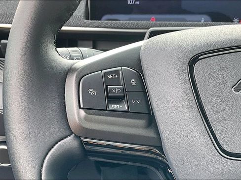 Certified 2025 Ford Mustang Mach-E Premium AWD/4WD image 18