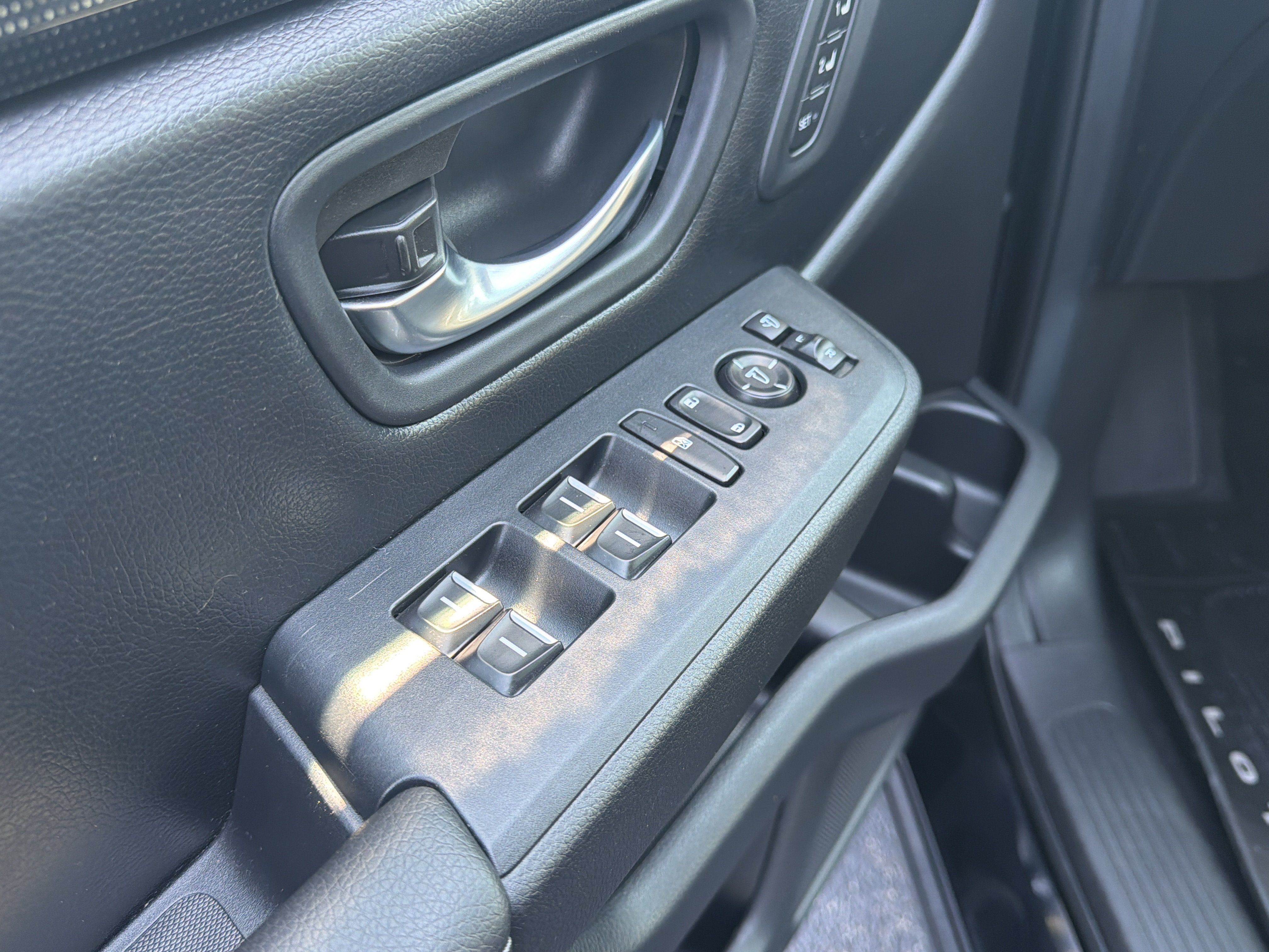 Used 2024 Honda Pilot Elite image 23