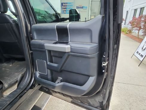 Used 2018 Ford F350 Platinum w/ Platinum Ultimate Package AWD/4WD image 25
