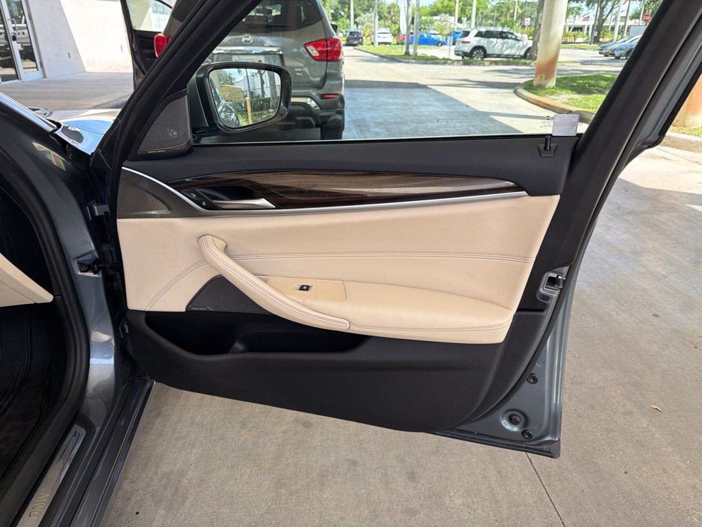 Used 2021 BMW 540i xDrive w/ Premium Package AWD/4WD image 26