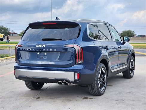 New 2025 Kia Telluride EX image 4