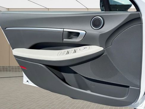 New 2026 Hyundai Sonata SEL FWD image 22