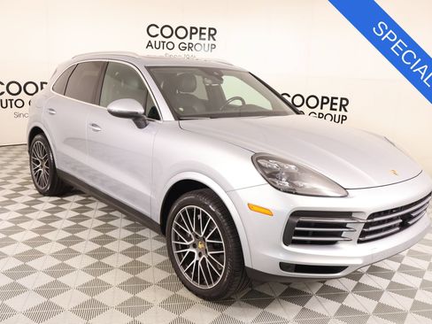 Used 2021 Porsche Cayenne AWD/4WD image 1