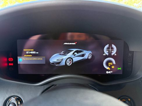 Used 2017 McLaren 570S Coupe image 19