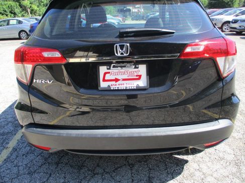 Used 2019 Honda HR-V LX image 17