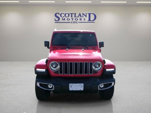 Used 2025 Jeep Wrangler Unlimited Sahara w/ Safety Group AWD/4WD image 3