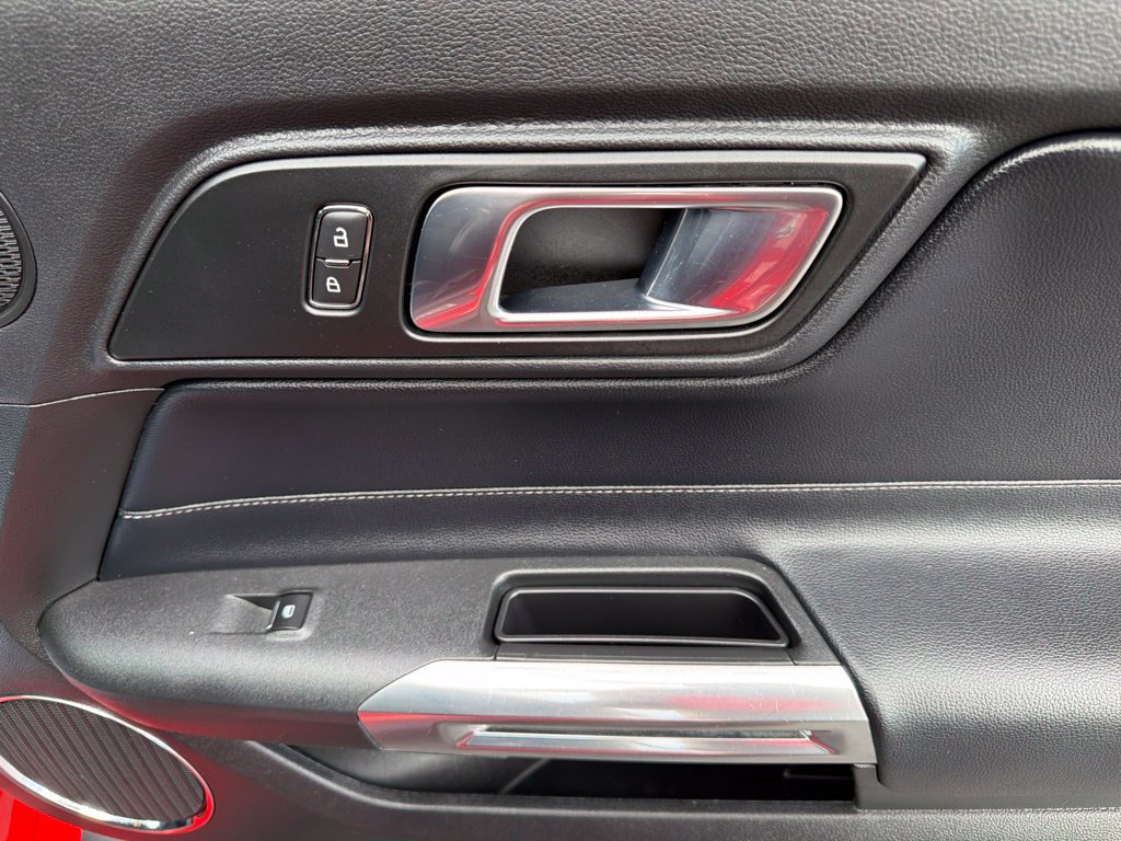 Used 2020 Ford Mustang Premium RWD image 29
