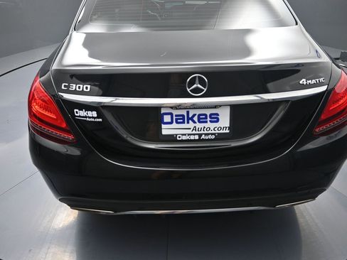 Used 2020 Mercedes-Benz C 300 4MATIC Sedan image 32