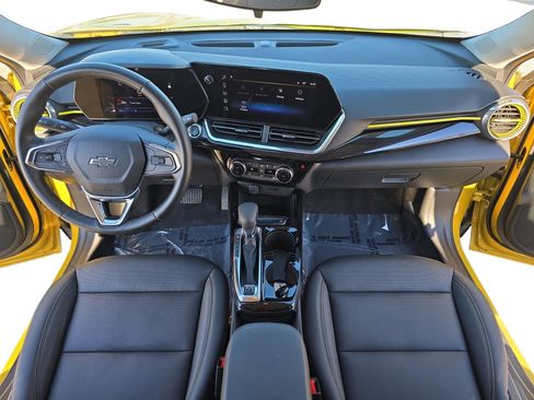 Used 2024 Chevrolet Trax ACTIV w/ Driver Confidence Package image 9