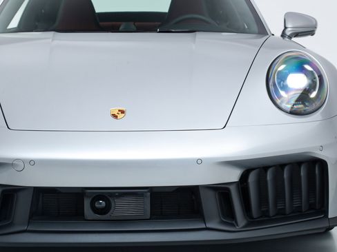 Used 2025 Porsche 911 Carrera 4 GTS image 11