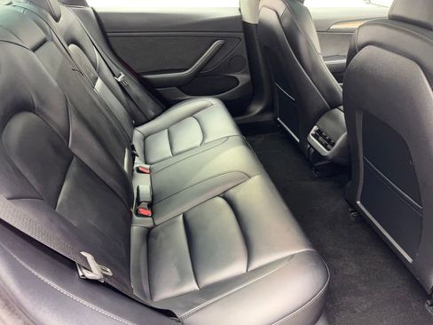 Used 2023 Tesla Model 3 Standard Range image 37