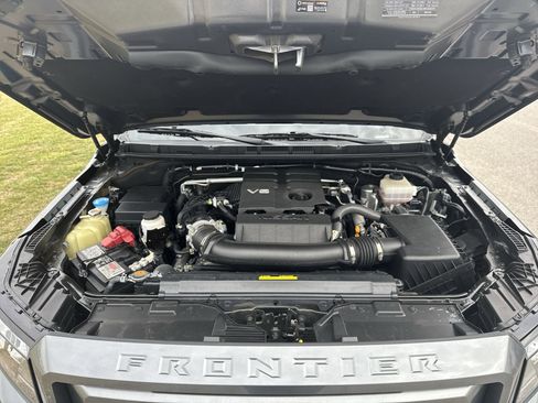 Used 2022 Nissan Frontier SV image 31
