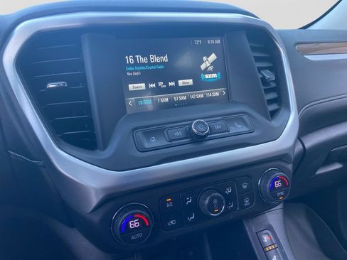 Used 2018 GMC Acadia SLE w/ Driver Alert Package I AWD/4WD image 33