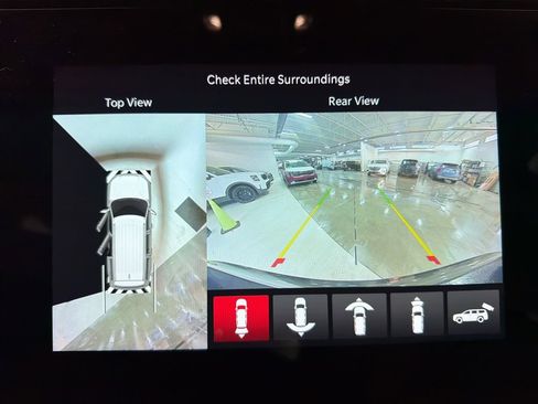 Used 2022 Jeep Wagoneer Series III w/ Premium Group I image 15