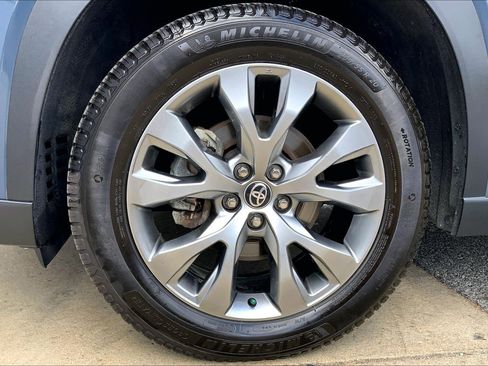 Used 2024 Toyota Grand Highlander AWD image 11