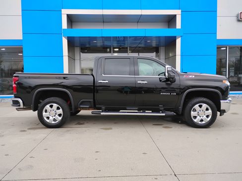 Used 2021 Chevrolet Silverado 3500 LTZ w/ LTZ Plus Package image 34