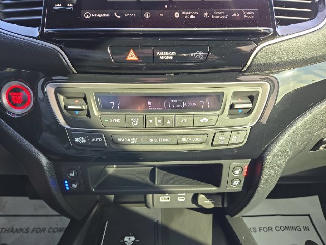 Used 2025 Honda Ridgeline Black Edition image 26