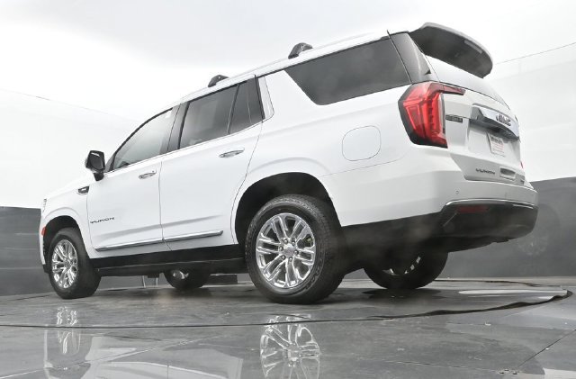 Used 2023 GMC Yukon SLT w/ SLT Premium Package RWD image 27
