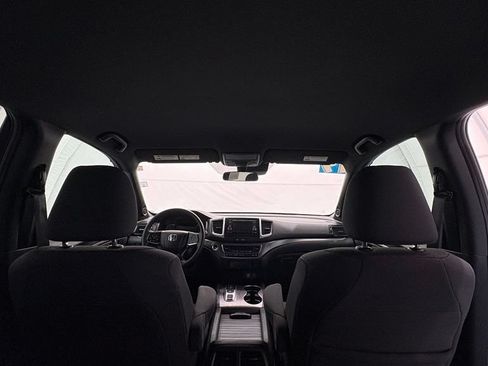 Used 2019 Honda Passport Sport image 32