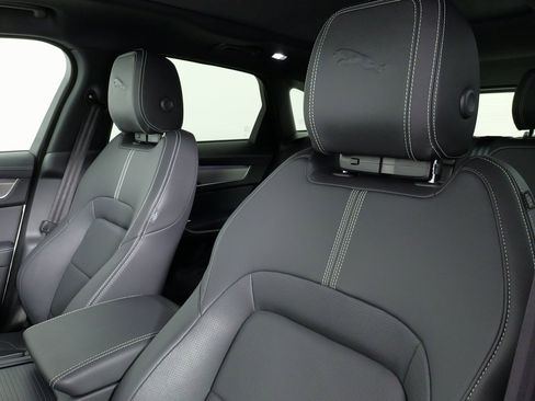 Used 2025 Jaguar F-PACE R-Dynamic S image 39