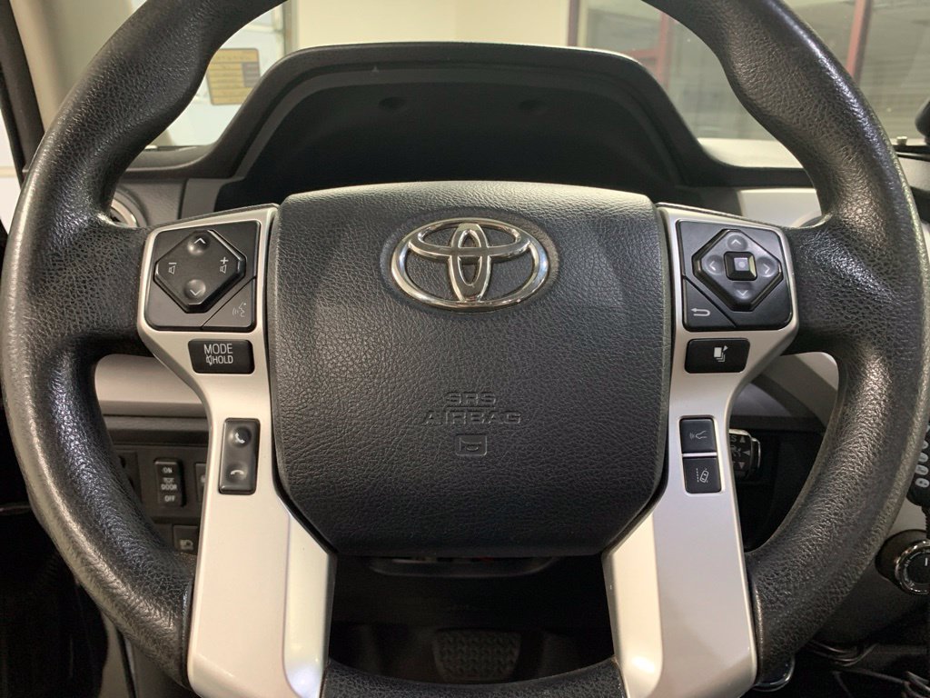 Used 2018 Toyota Tundra SR5 w/ SR5 Upgrade Package AWD/4WD image 18